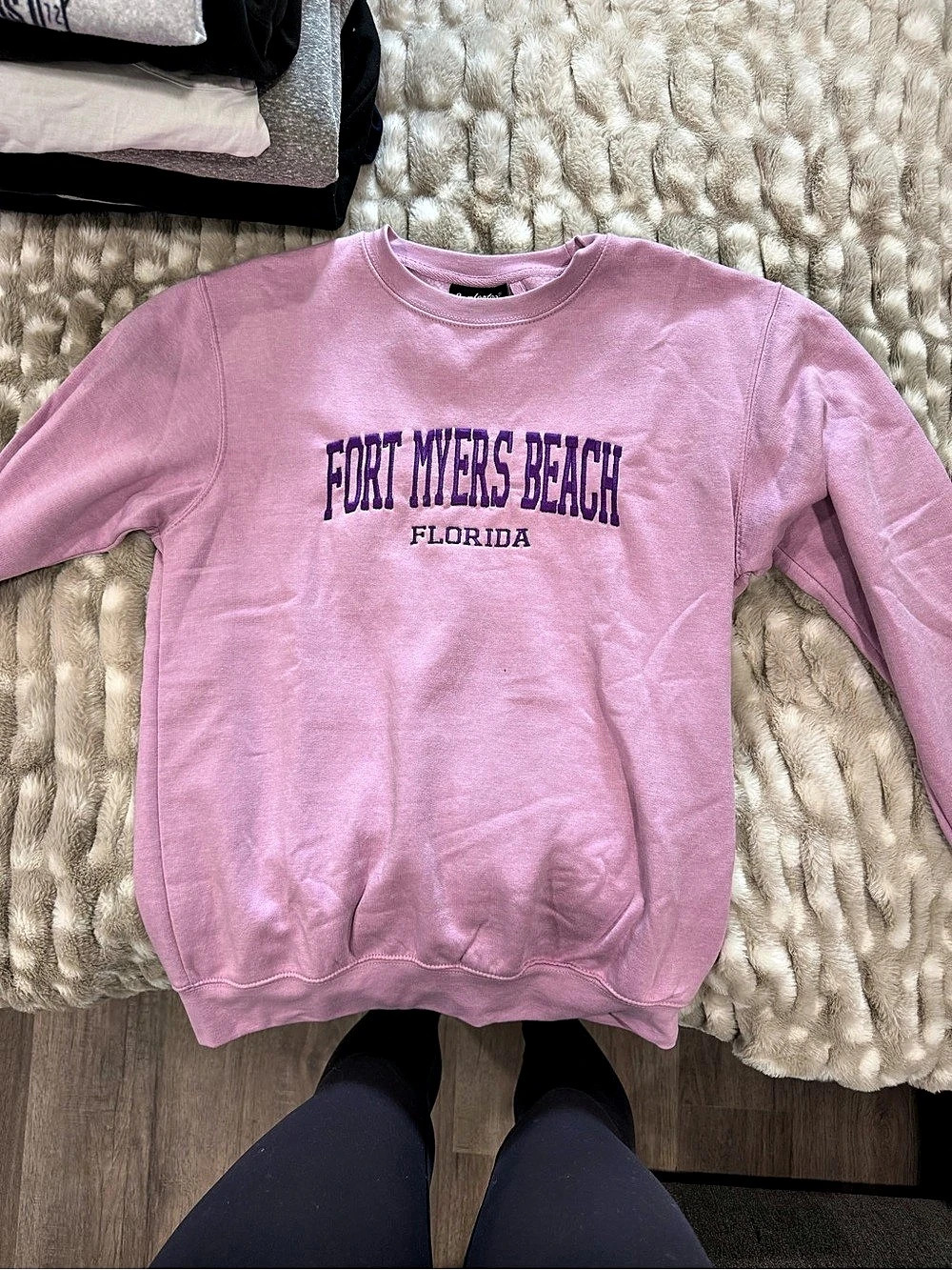 Comfort Colors Pink Graphic Sweatshirt Size Medium Like New